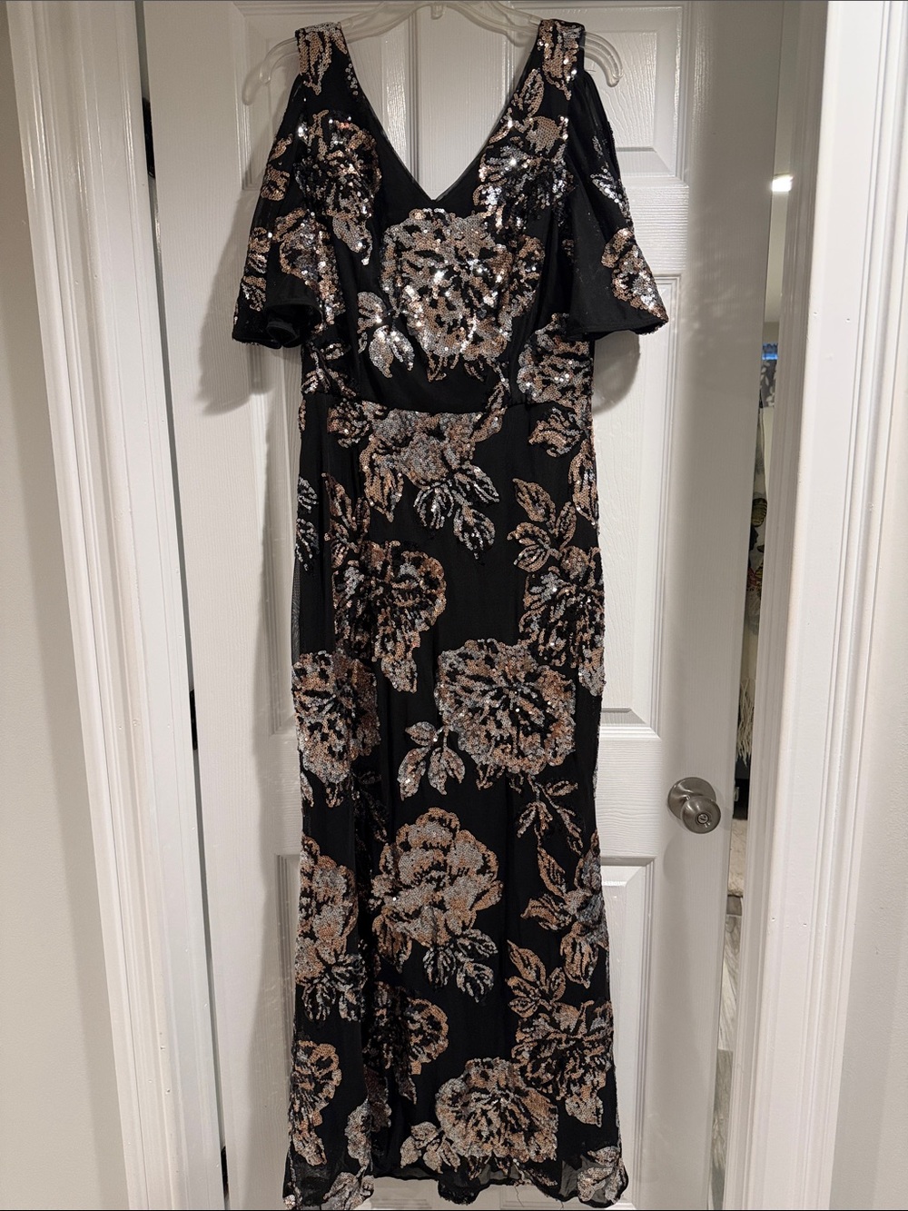 Alex Evenings Cold Shoulder Black Sequin Floral Cold-Shoulder Evening Dress 12